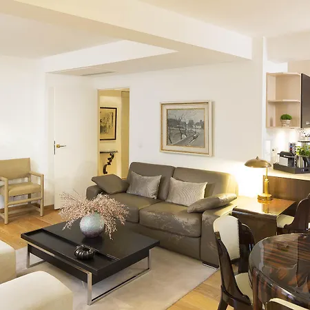 Montmartre Apartment *