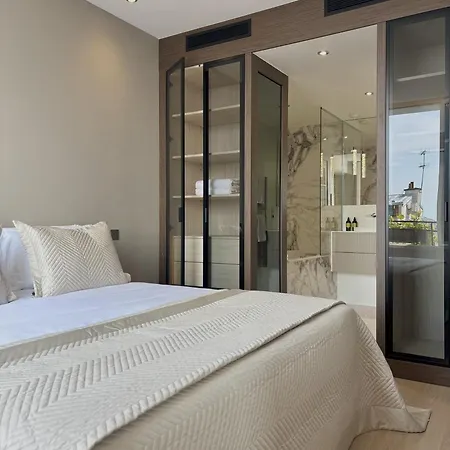 Apartment Montmartre Paris