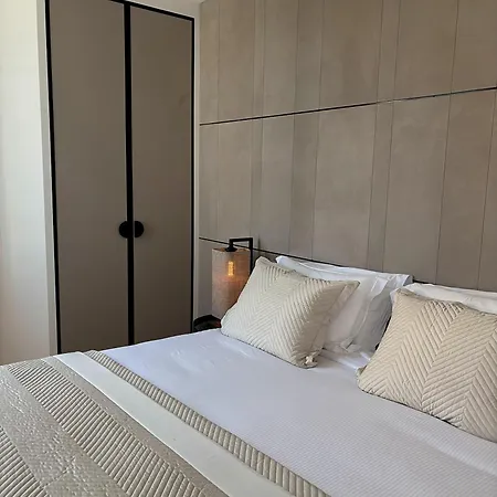 Montmartre Apartamento *