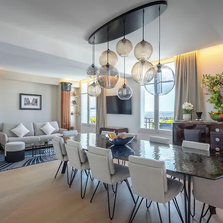 Montmartre Apartment