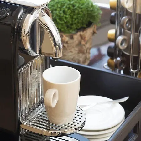 Montmartre Apartment