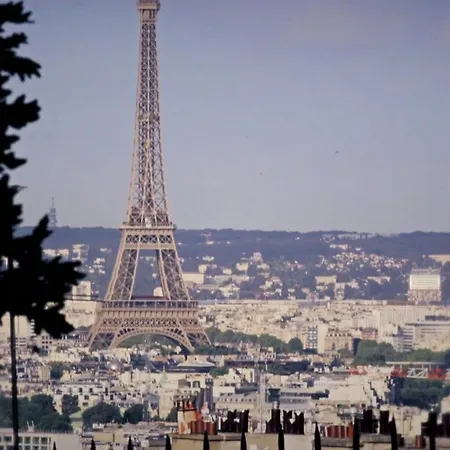 Montmartre Apartment
