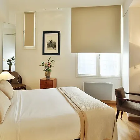 Montmartre Apartment *
