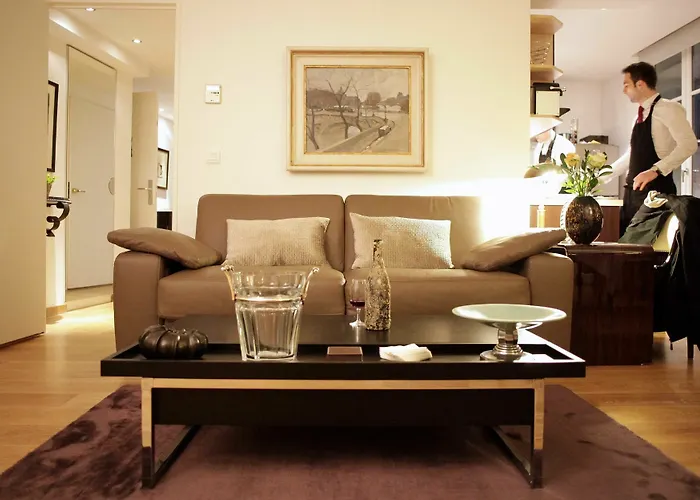 몽마르트르 아파트 *